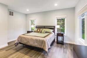 3 Schlafzimmer, Bügeleisen/Bügelbrett, WLAN, Bettwäsche