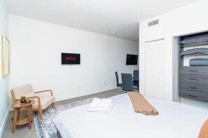 1 bedroom, iron/ironing board, travel cot, free WiFi