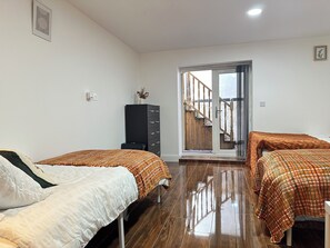 3 dormitorios, tabla de planchar con plancha, wifi y ropa de cama