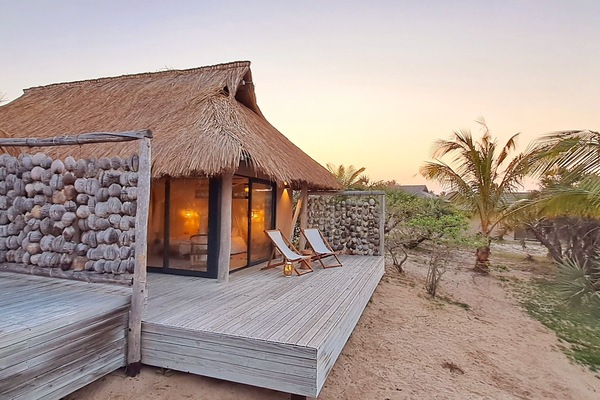 Luxury Villa, 2 Bedrooms, Private Pool, Beach View | 2 bedrooms, iron/ironing board, WiFi (free), bed sheets