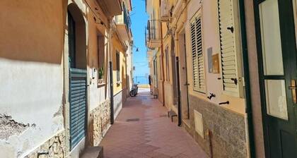 Taormina House