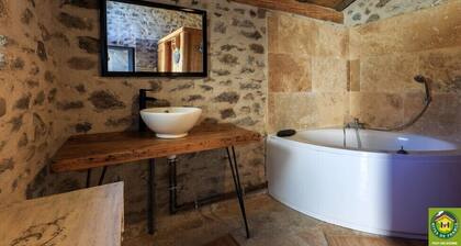 L'Etable - ORCIVAL - Gîte
