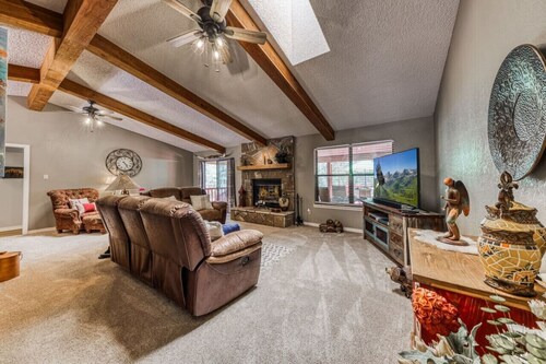 Casa De Milagro-Single Level/ GameRoom/ Alto CC