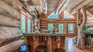 Interior - Bearfoot Lodge: Hot Tub, Pets, River & Trails (Ruidoso)
