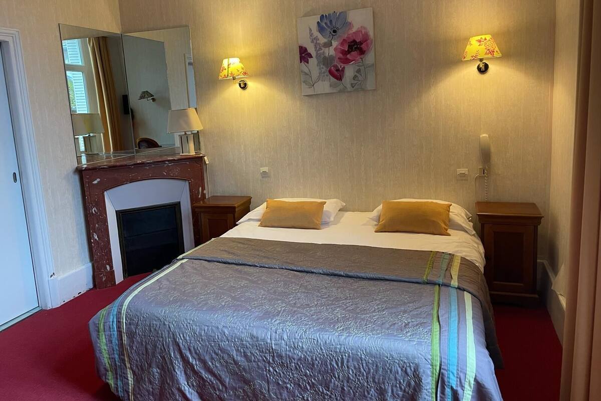 Double Room, River View | Desk, laptop workspace, soundproofing, WiFi (free)