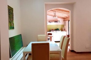 Dining - The Sicilian (Acireale)