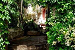 Property grounds - The Sicilian (Acireale)