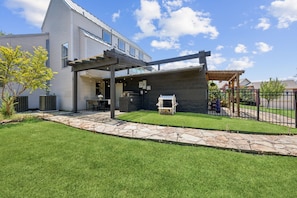 Outdoor dining - Doom--Home Owned by Renowned Game Designer (Rockwall)