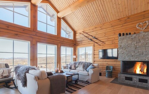 Stunninng home in Rauland with sauna