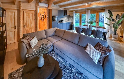 Gorgeous home in Meijel with WiFi