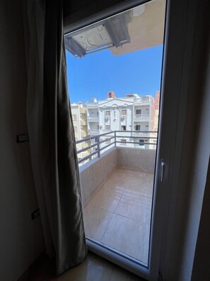 Interior - Charming 1-bedroom apartment in delightful Hurghada with AC (Hurgada)