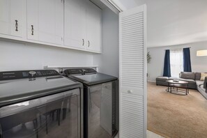 Interior - New! Introductory Rate! Modern 2-bedroom Retreat in MORA, great location!! (Charlotte)