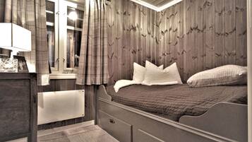 4 quartos, Wi-Fi de cortesia, roupa de cama