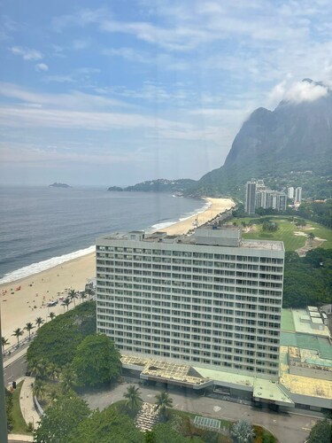 Suíte com Banheira e Vista para o Mar