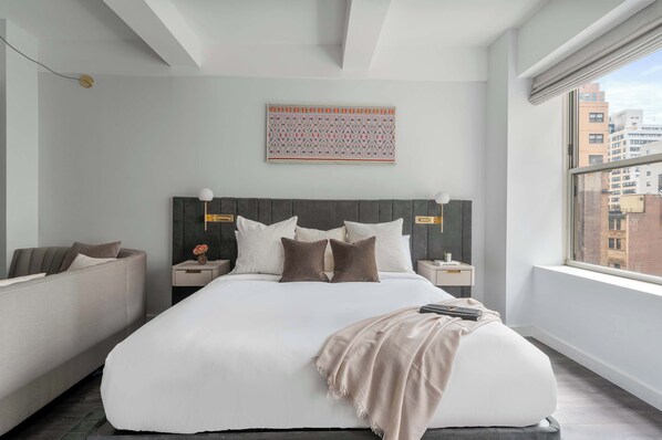 1 bedroom, desk, iron/ironing board, WiFi