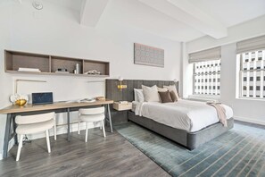 1 bedroom, desk, iron/ironing board, WiFi