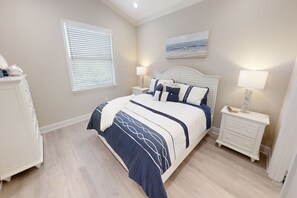 4 soverom, safe på rommet, strykejern/-brett og wi-fi