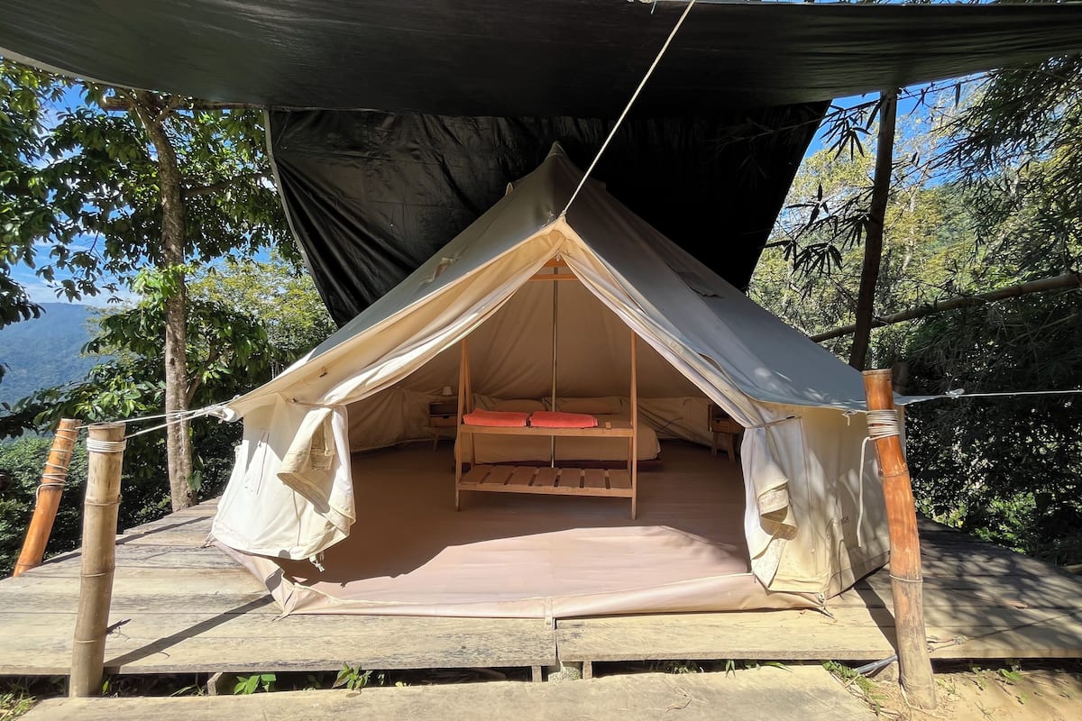 Basic Tent, Mountain View
