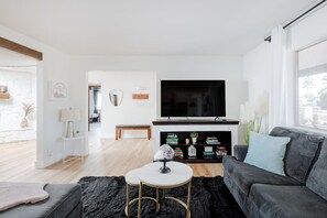 Televisio, pöytätennispöytä