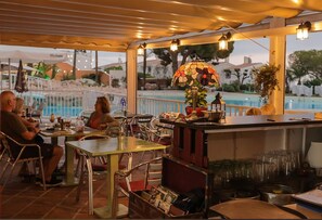 Dining - Holiday Home Hibiscus 69  (Nerja)