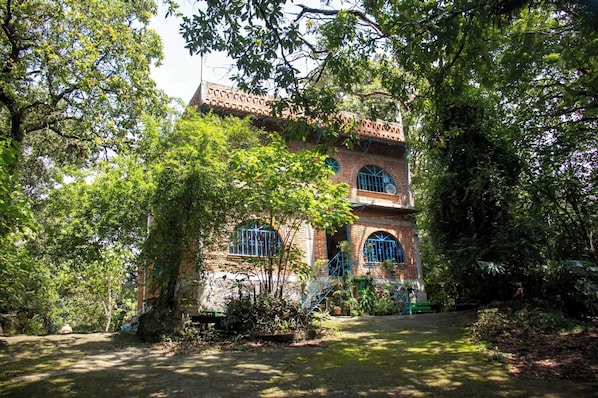 Front of property - Casa Ecológica (Tepoztlán)