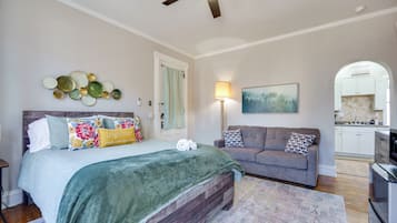 1 bedroom, iron/ironing board, WiFi, bed sheets