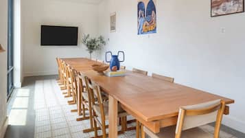 Suite, 4 habitaciones, balcón | Interior