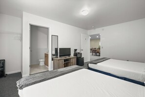 12 bedrooms, free WiFi, bed sheets