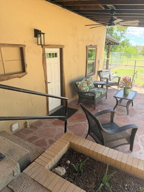 Terrace/patio - Charming HIstorical cottage in amazing El Paso  (El Paso)