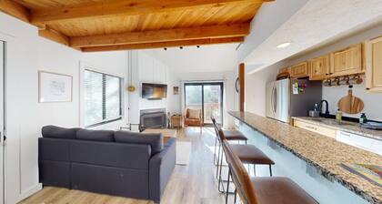 Close to Lifts | Pet Friendly | In Town | Angel Fire Chalet 38