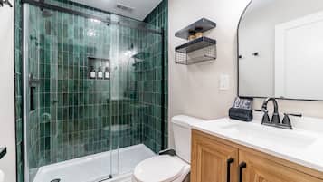 Shower, towels
