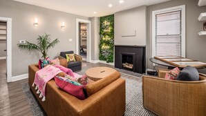 Interior - The Pop Fusion Pad in Short North (Columbus)