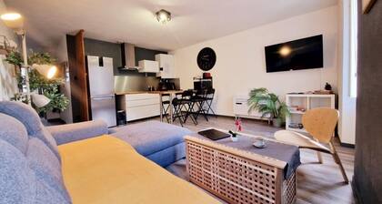 LE DRÔMARDÈCHOIS *** Gîte meublé Ardèche / ECOLODGITE