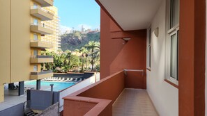 Property grounds - Vacation Apartment 'Escapada Ocenica De Ensueño' with Mountain View, Balcony and Wi-Fi (Puerto de la Cruz)