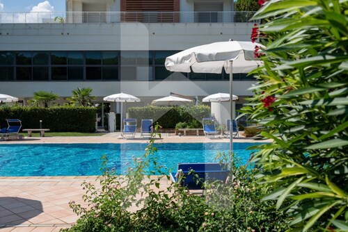 Prestige - Riva - Ground floor apartment with patio