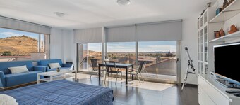 Casa rural 'Laberinto' con terraza privada, jardín privado y Wi-Fi