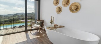 Holiday Home 'Casa Do Mordomo' with Mountain View, Wi-Fi and Air Conditioning