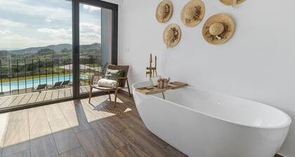 Holiday Home 'Casa Do Mordomo' with Mountain View, Wi-Fi and Air Conditioning