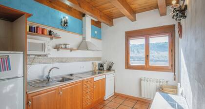 Casa rural 'El Pico Llanillo' con vistas a la montaña, piscina privada y Wi-Fi