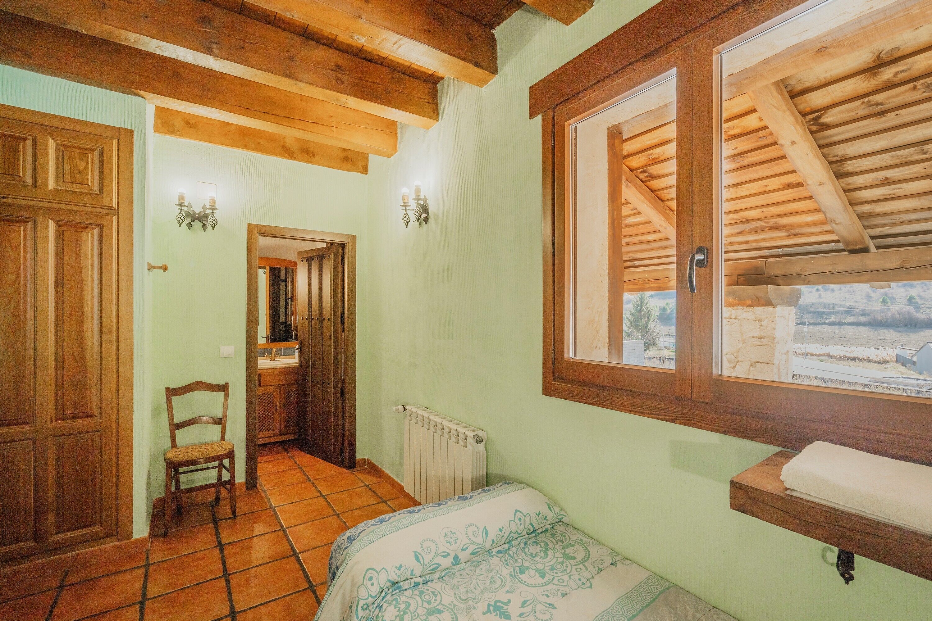 7 dormitorios, wifi gratis, ropa de cama