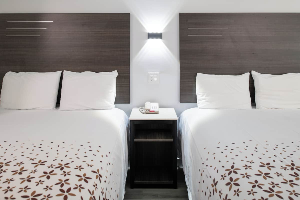 Deluxe Double Queen Room | Desk, laptop workspace, WiFi (free)