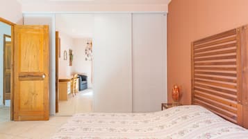 4 sovrum, strykjÀrn/strykbrÀda, gratis wi-fi och sÀngklÀder