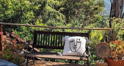 European Style b&b in Topanga