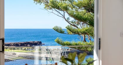 LegaSea Lodge - Beachfront