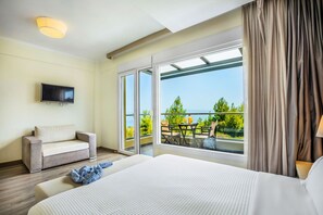 2 chambres, fer et planche Ă repasser, Wi-Fi gratuit, draps fournis