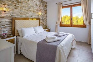 3 soverom, wi-fi og sengetøy