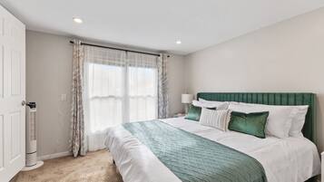 4 bedrooms, desk, iron/ironing board, travel cot