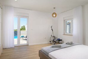 3 bedrooms, Internet