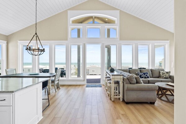 Televisie, een tafeltennistafel en een stereo