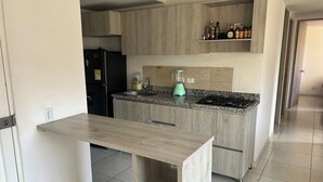 Gambar tidak terklasifikasi, 2 dari 36, tombol
